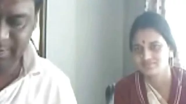అసహ్యకరమైన అమ్మాయి Asya మనిషి తన పుస్సీని తాకినప్పుడు దానిని ప్రేమిస్తుంది తెలుగు సెక్స్ వీడియోస్ కం